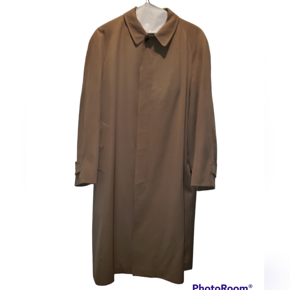 Burberry Other - Vintage Burberry Men's Size 42 Trench Coat (Please see all photos)
